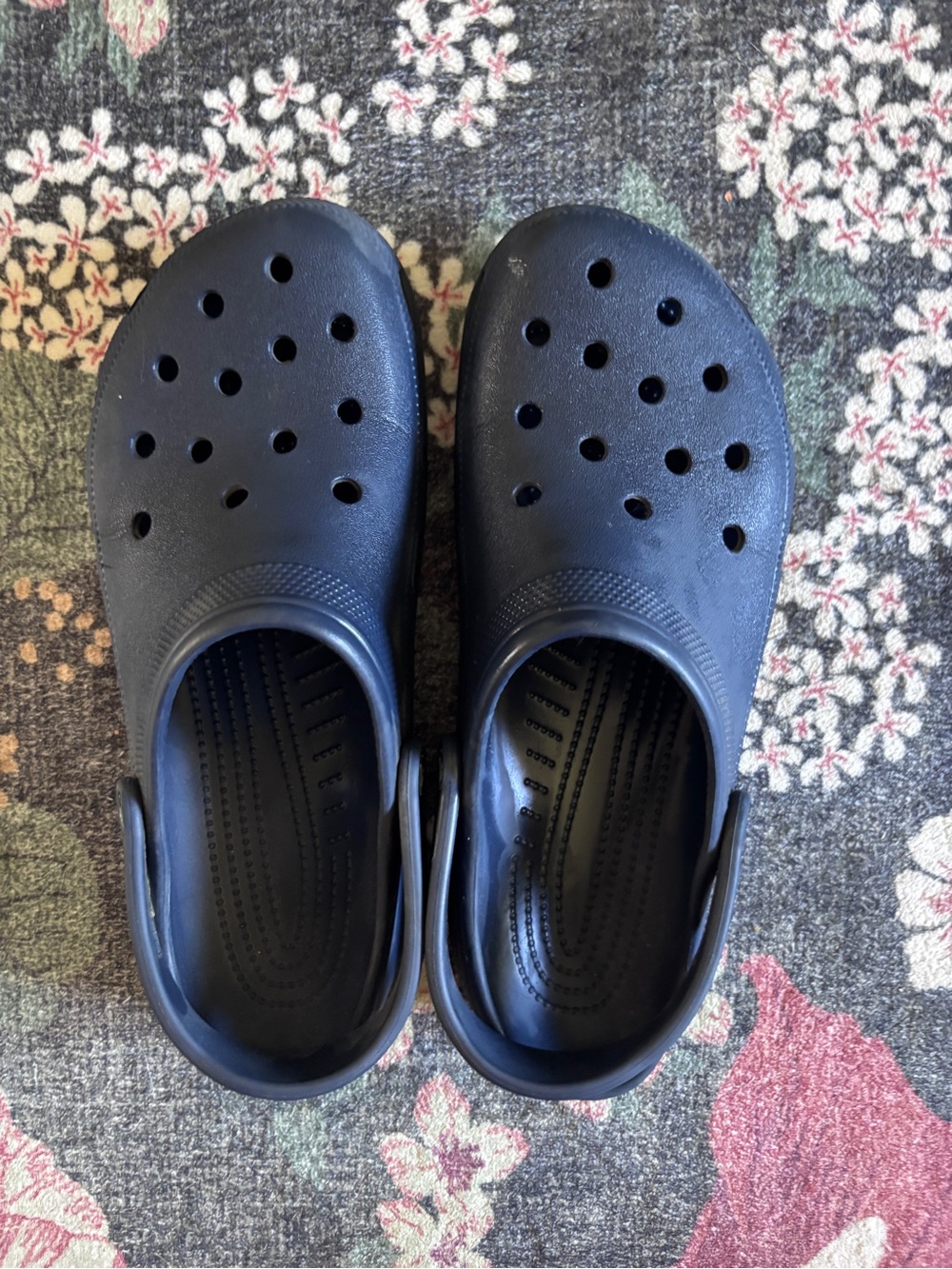 Crocs - Picture 2 of 7